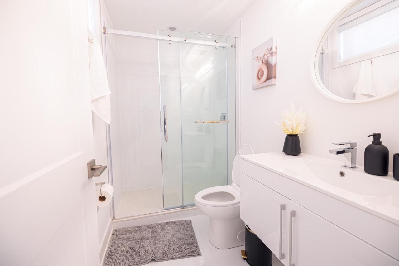 Luxury & Comfy Apartment, Mins Drive To All Niagara Falls Attraction Extérieur photo